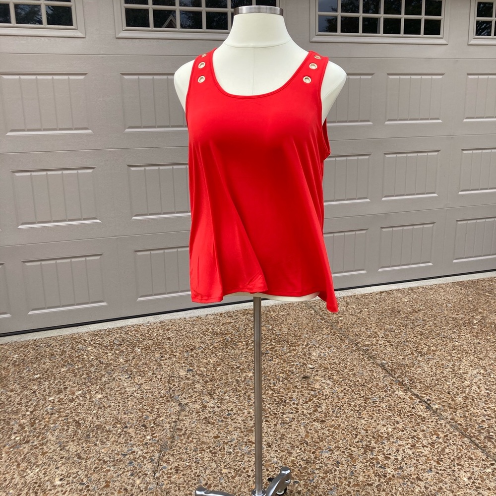 Carmen Marc Valvo XL sleeveless top. NWT
